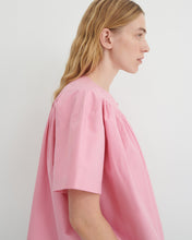 Load image into Gallery viewer, Kowtow Canyon Top - Begonia Pink Hyde Boutique
