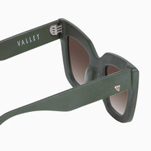 Load image into Gallery viewer, Valley Eyewear Brigada - Matte Army Green / Brown Gradient Lens Hyde Boutique
