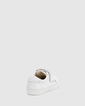 Load image into Gallery viewer, Chaos and Harmony Chase Sneaker - White  Mrs Hyde Boutique   
